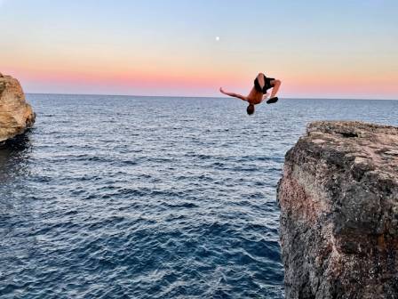 Topp 8 fantastiske klippedykkingsdestinasjoner rundt om i verden